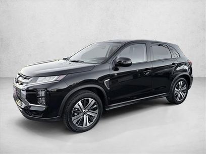 Used 2024 Mitsubishi Outlander SE