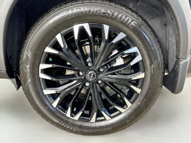 Used 2026 Nissan Rogue Dark Armor AWD/4WD image 37