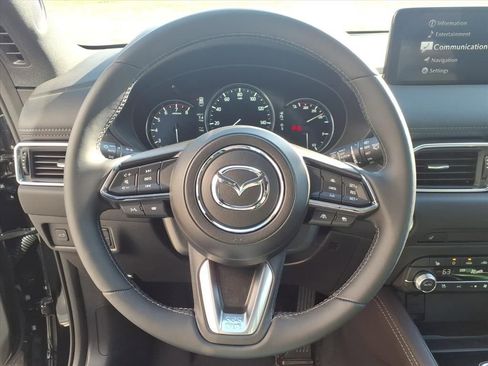 New 2025 MAZDA CX-5 Signature AWD/4WD image 17