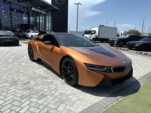 Used 2019 BMW i8 Roadster AWD/4WD image 13