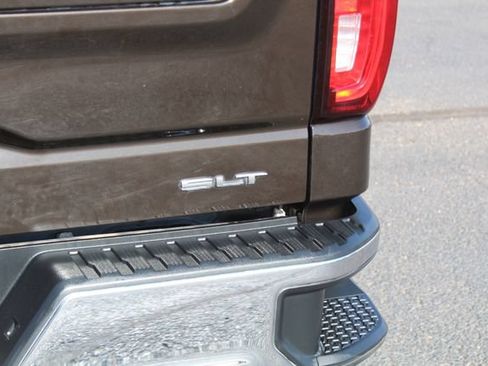 Used 2019 GMC Sierra 1500 SLT RWD image 5