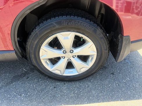 Used 2014 Subaru Forester 2.5i Touring AWD/4WD image 16