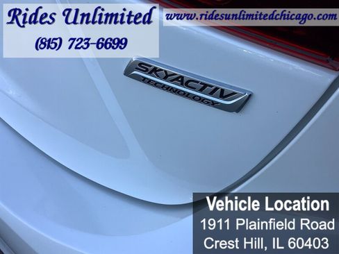 Used 2018 MAZDA MAZDA3 Touring FWD image 40