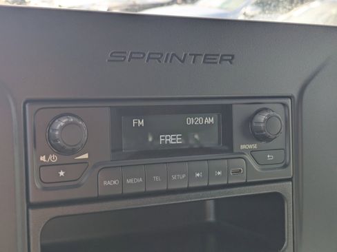 Used 2023 Mercedes-Benz Sprinter 3500 image 24