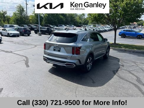 Certified 2023 Kia Sorento SX Prestige AWD/4WD image 11