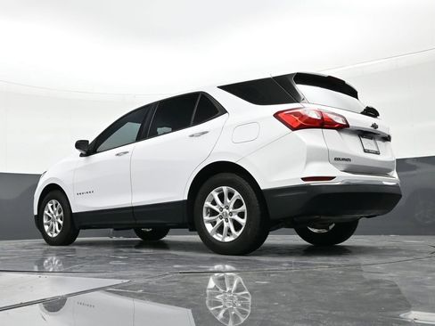 Used 2018 Chevrolet Equinox LS image 22