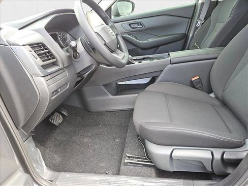 New 2026 Nissan Rogue S image 4