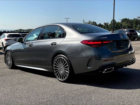 Used 2025 Mercedes-Benz C 300 4MATIC Sedan image 3