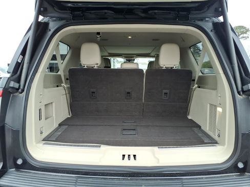 Used 2021 Lincoln Navigator L Reserve w/ Luxury Package image 5