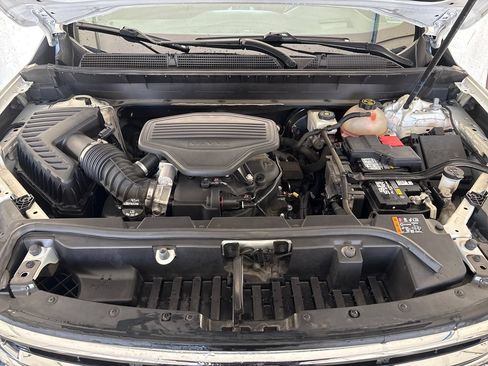 Used 2020 GMC Acadia SLT w/ Driver Alert Package II FWD image 38