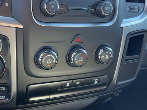 Used 2024 RAM 1500 Classic Warlock image 29