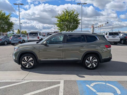 Certified 2025 Volkswagen Atlas SEL AWD/4WD image 10
