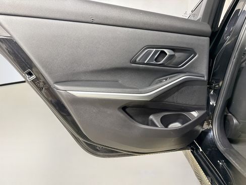 Used 2020 BMW 330i Sedan w/ Convenience Package RWD image 26