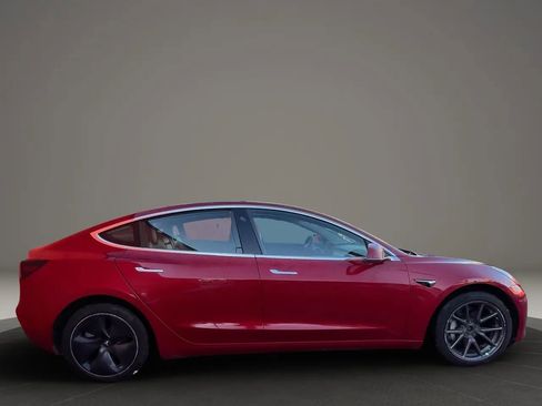 Used 2018 Tesla Model 3 Long Range image 6
