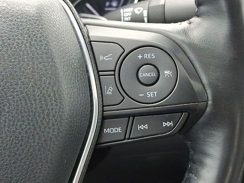 Used 2020 Toyota Camry SE w/ Moonroof Package AWD/4WD image 21
