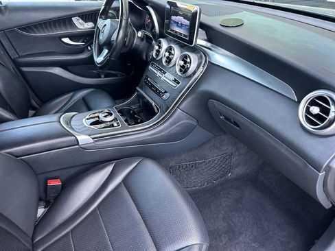 Used 2018 Mercedes-Benz GLC 300 GLC 300 image 16