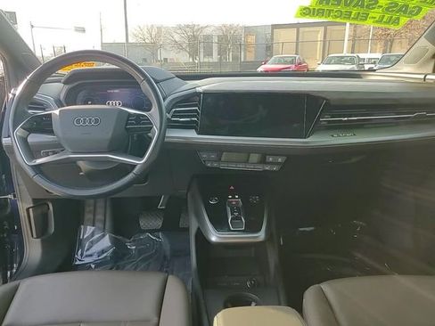 Used 2024 Audi Q4 e-tron Premium image 12