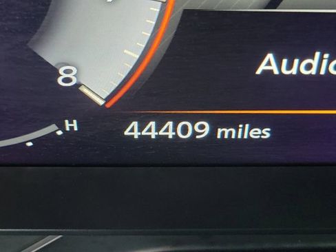 Used 2022 INFINITI QX60 Luxe w/ Cargo Package image 11