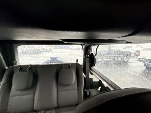 Used 2020 Jeep Wrangler Sport image 12