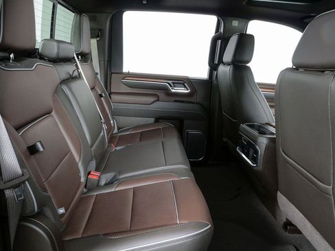 Used 2026 GMC Sierra 2500 Denali w/ Denali Reserve Package AWD/4WD image 22
