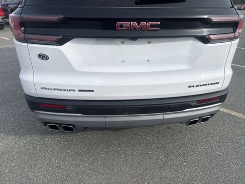 Used 2024 GMC Acadia Elevation AWD/4WD image 33