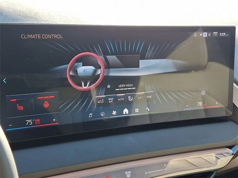 Used 2025 BMW X3 xDrive30i w/ Premium Package image 17