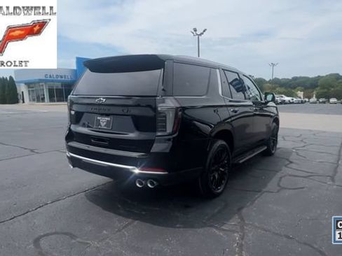 Used 2025 Chevrolet Tahoe Premier AWD/4WD image 8