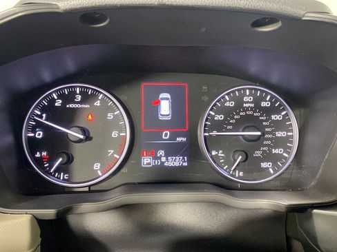 Used 2025 Subaru Forester Premium AWD/4WD image 16