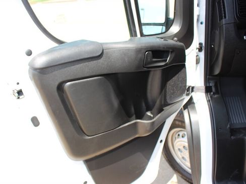 Used 2026 RAM ProMaster 3500 w/ Convenience Group FWD image 24