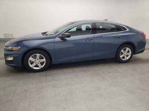 Used 2024 Chevrolet Malibu LS FWD image 2