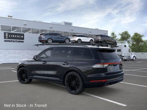 New 2026 Lincoln Aviator Reserve image 4