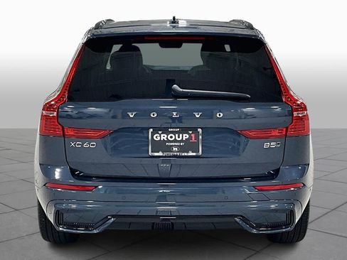 Certified 2024 Volvo XC60 B5 Ultimate w/ Climate Package image 4