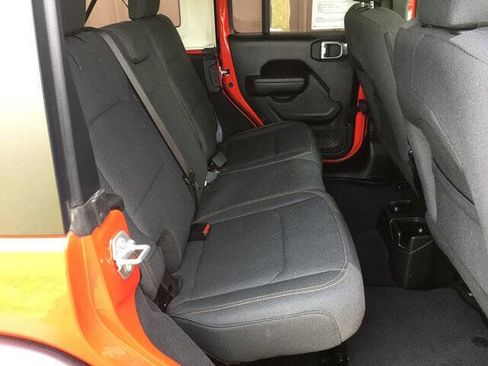 Used 2024 Jeep Wrangler Unlimited Sport image 26