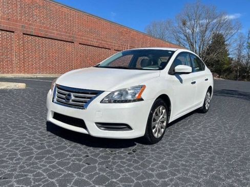 Used 2013 Nissan Sentra FE+ SV FWD image 3