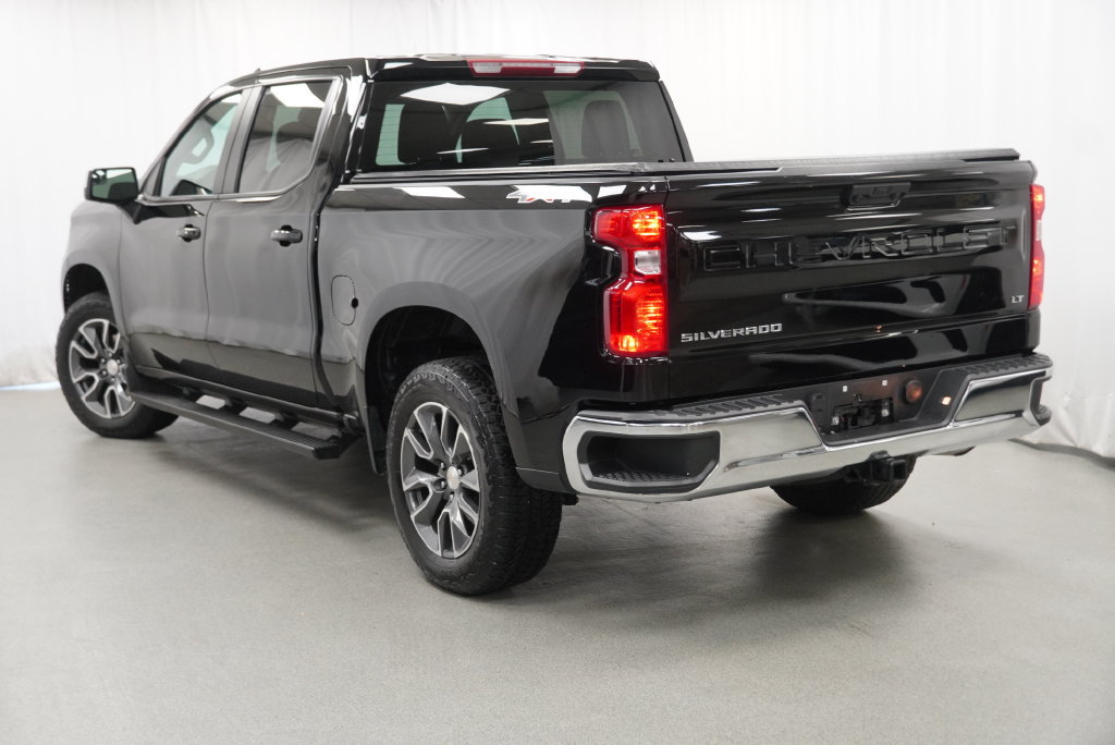 Used 2024 Chevrolet Silverado 1500 LT AWD/4WD image 25