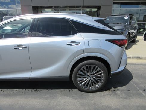 Used 2023 Lexus RX 350 AWD/4WD image 4