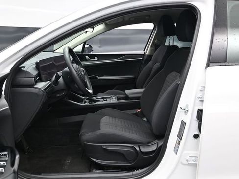 Used 2025 Kia K5 LXS FWD image 22