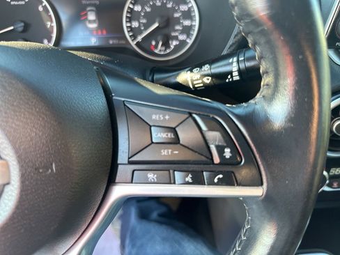 Used 2021 Nissan Sentra SV image 25