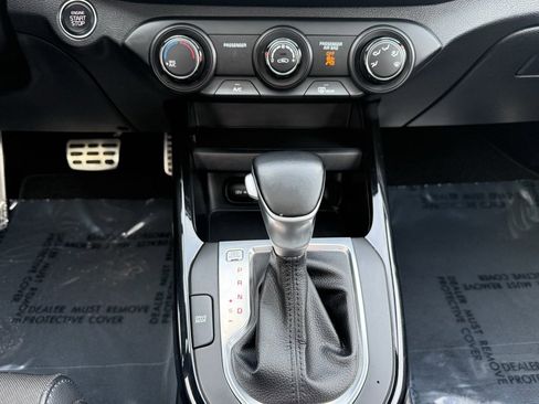 Used 2021 Kia Forte GT-Line w/ GT-Line Premium Package image 27