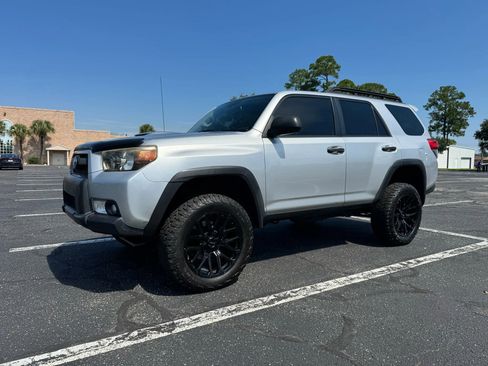 Used 2013 Toyota 4Runner Trail image 2