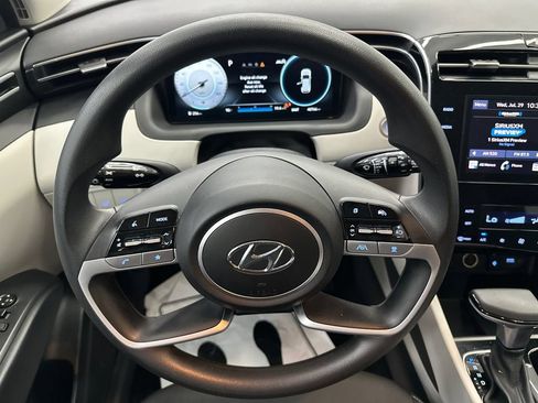 Used 2024 Hyundai Tucson SEL FWD image 22