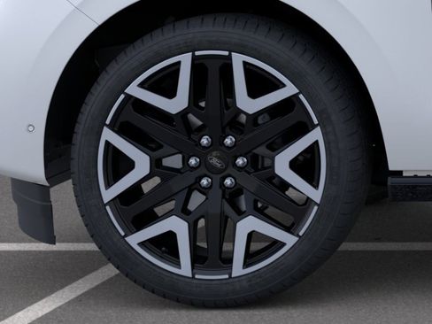 New 2026 Ford Expedition Max Platinum AWD/4WD image 20