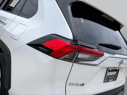 Used 2025 Toyota RAV4 Limited FWD image 29