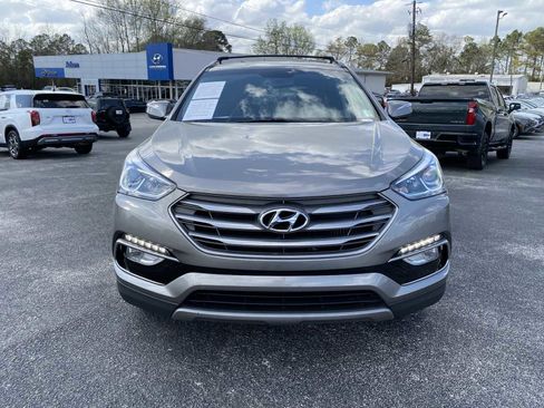 Used 2017 Hyundai Santa Fe Sport 2.0T image 3
