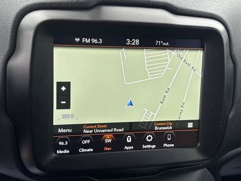 Used 2023 Jeep Renegade Latitude AWD/4WD image 22