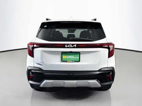 Used 2024 Kia Seltos S FWD image 8