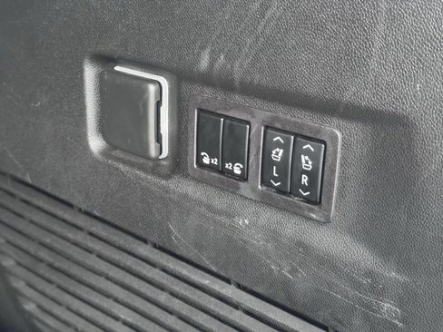 Used 2023 GMC Yukon XL Denali w/ Max Trailering Package image 48