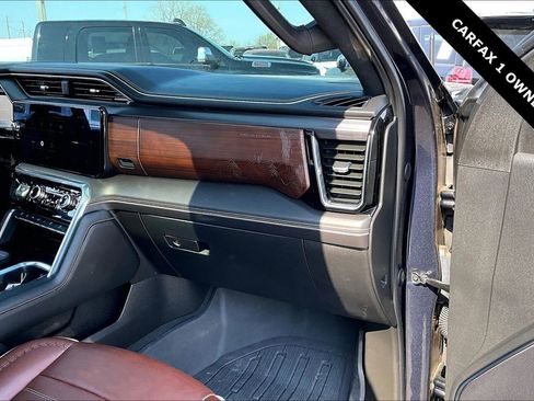 Used 2024 GMC Sierra 2500 Denali Ultimate image 26