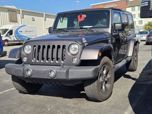 Used 2017 Jeep Wrangler Unlimited Sport AWD/4WD image 1