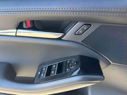 Used 2025 MAZDA MAZDA3 s image 26